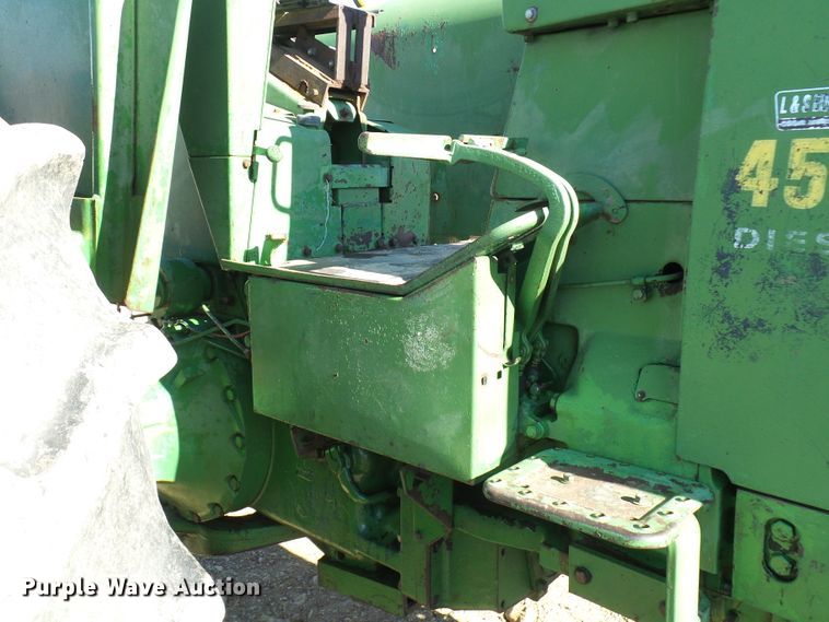 image for item DC2861 1969 John Deere 4520  tractor