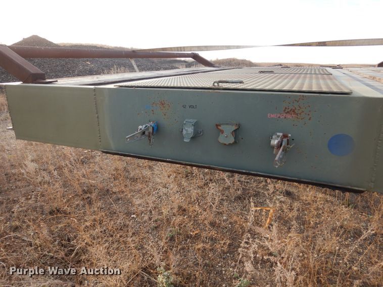 image for item DC4506 1984 Vulcan flatbed trailer