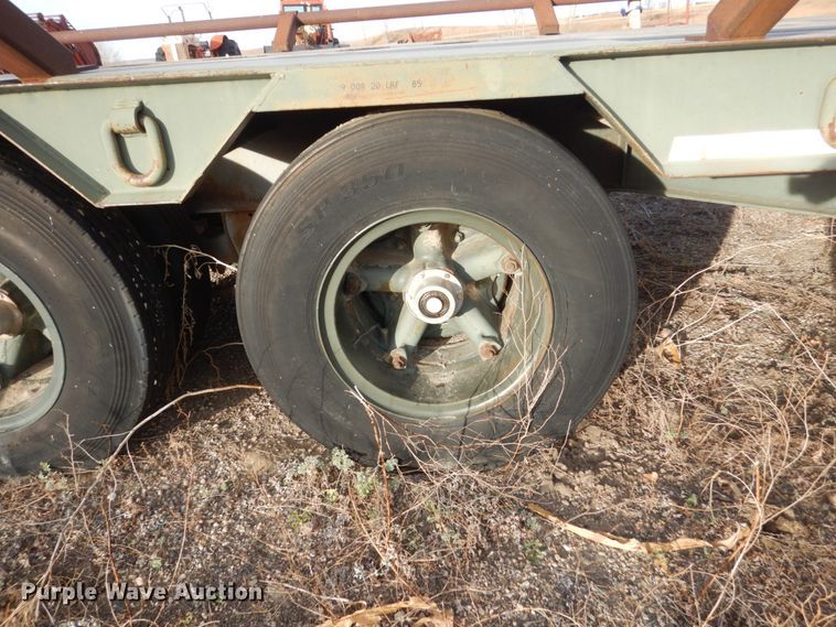 image for item DC4506 1984 Vulcan flatbed trailer