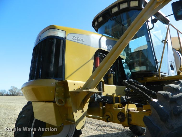 image for item DF4579 2004 Ag-Chem RoGator 864  sprayer