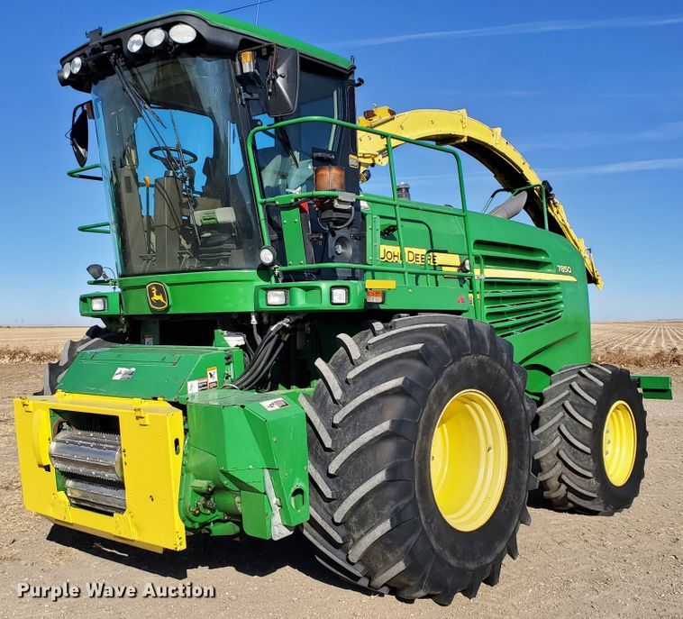image for item DF4601 2009 John Deere 7850  forage harvester