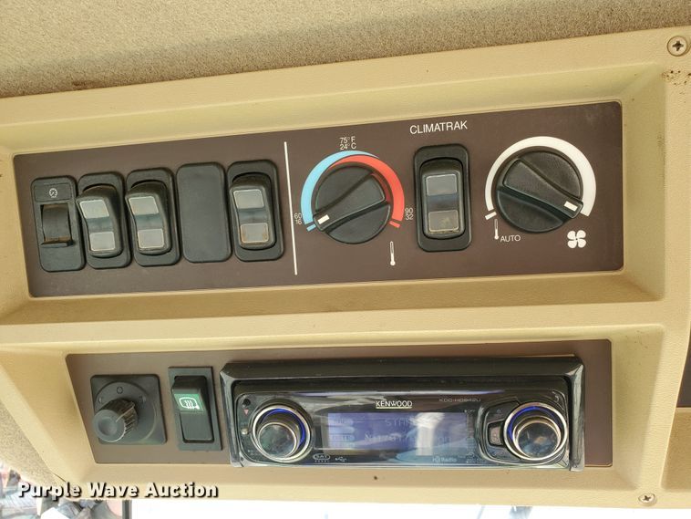 image for item DF4601 2009 John Deere 7850  forage harvester