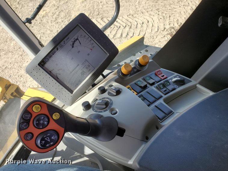 image for item DF4602 2011 Claas Lexion 760TT  RWA combine