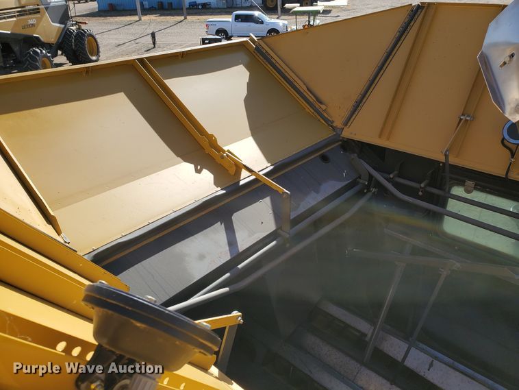 image for item DF4602 2011 Claas Lexion 760TT  RWA combine