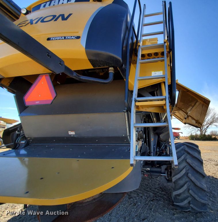 image for item DF4602 2011 Claas Lexion 760TT  RWA combine