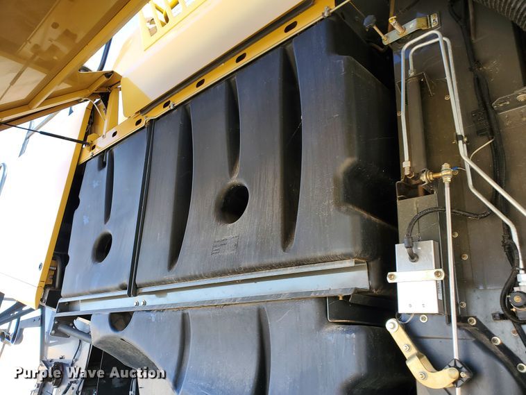 image for item DF4602 2011 Claas Lexion 760TT  RWA combine