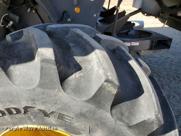 image for item DF4602 2011 Claas Lexion 760TT  RWA combine