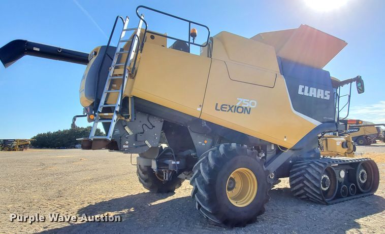 image for item DF4603 2013 Claas Lexion 750TT  RWA combine