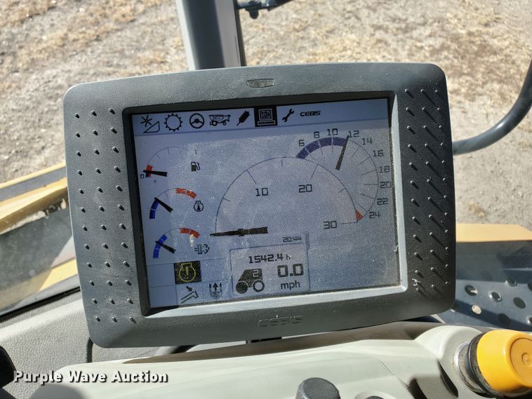 image for item DF4603 2013 Claas Lexion 750TT  RWA combine