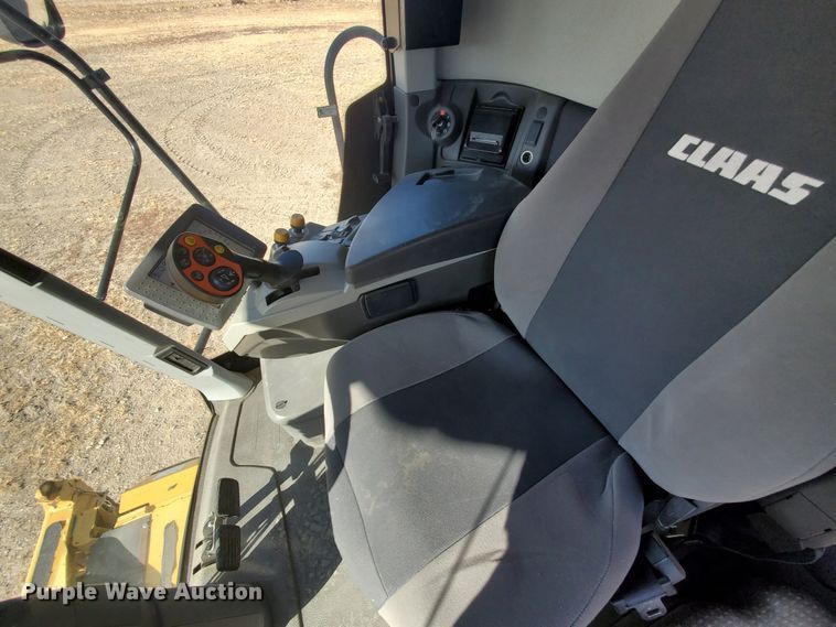 image for item DF4603 2013 Claas Lexion 750TT  RWA combine