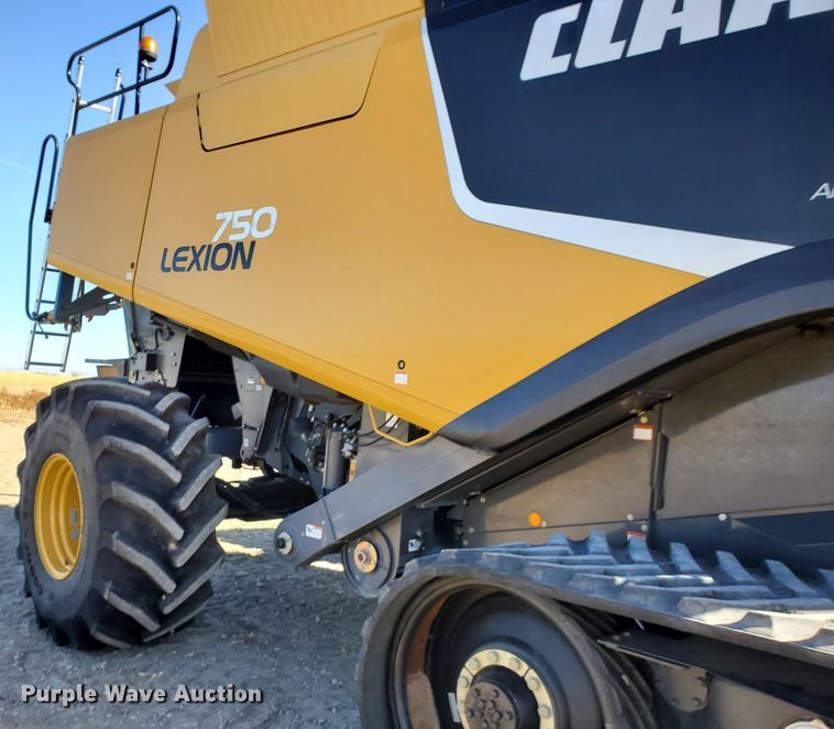 image for item DF4603 2013 Claas Lexion 750TT  RWA combine