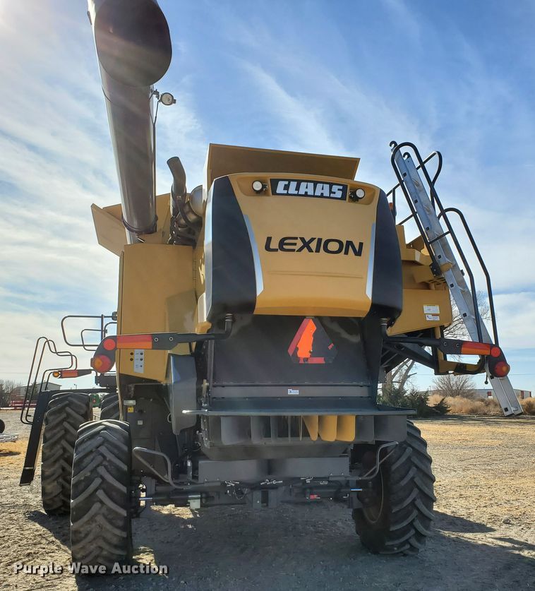 image for item DF4604 2013 Claas Lexion 750  RWA combine