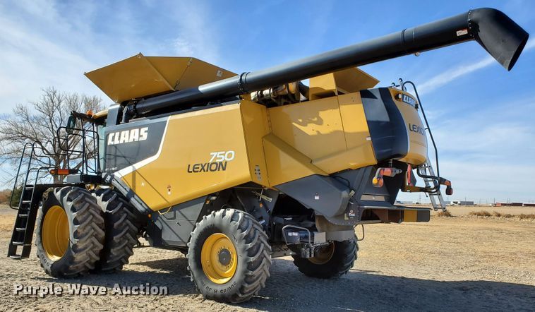 image for item DF4604 2013 Claas Lexion 750  RWA combine