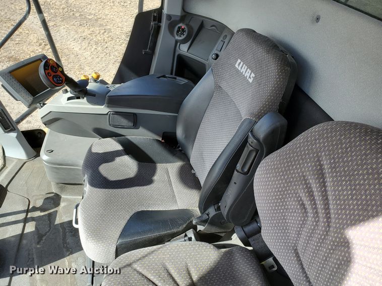 image for item DF4604 2013 Claas Lexion 750  RWA combine