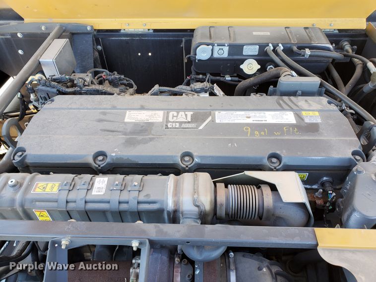 image for item DF4604 2013 Claas Lexion 750  RWA combine