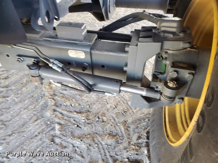 image for item DF4604 2013 Claas Lexion 750  RWA combine