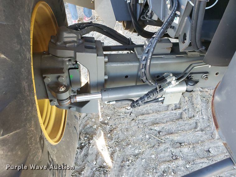 image for item DF4604 2013 Claas Lexion 750  RWA combine