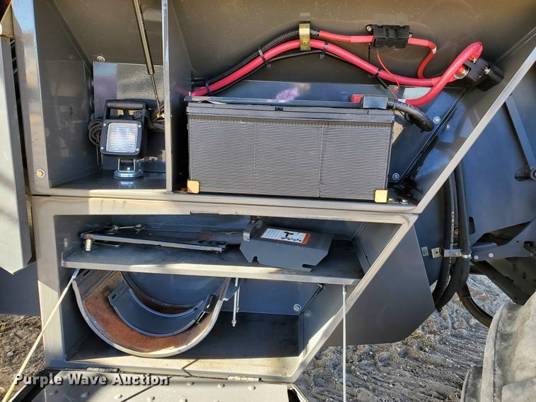 image for item DF4604 2013 Claas Lexion 750  RWA combine