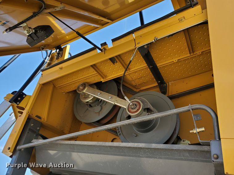 image for item DF4604 2013 Claas Lexion 750  RWA combine