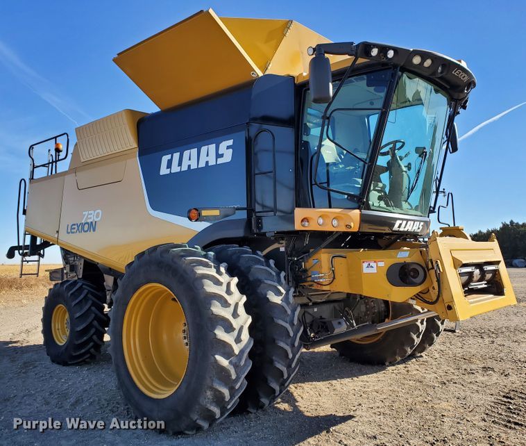image for item DF4605 2012 Claas Lexion 730  combine