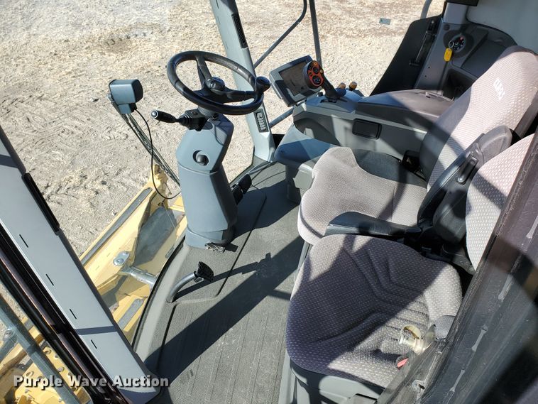 image for item DF4605 2012 Claas Lexion 730  combine