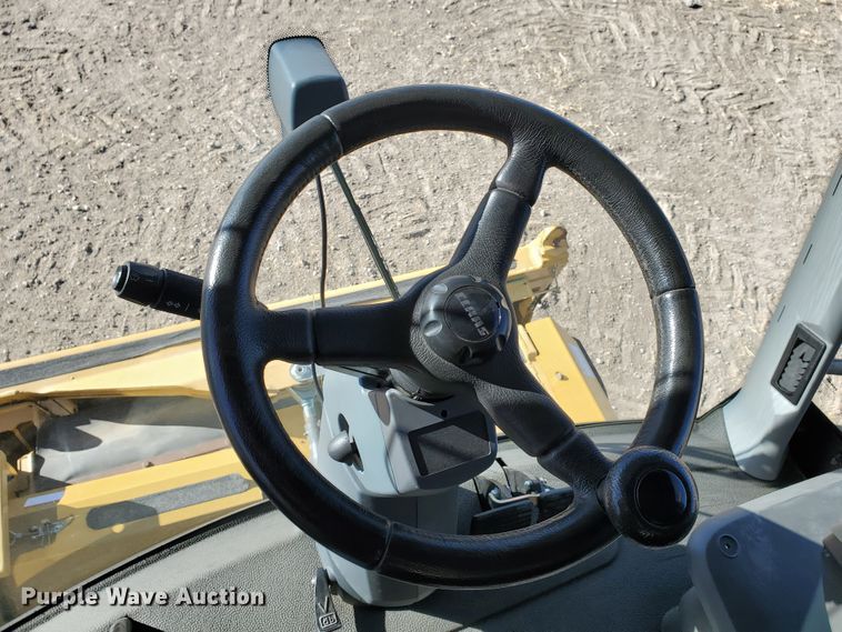 image for item DF4605 2012 Claas Lexion 730  combine