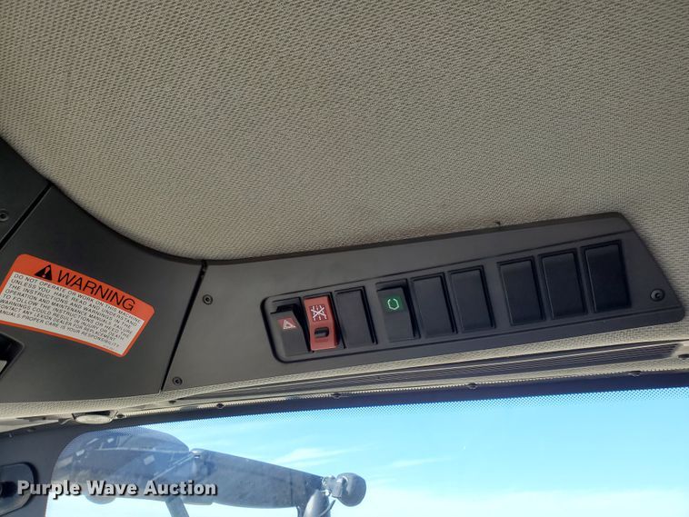 image for item DF4605 2012 Claas Lexion 730  combine