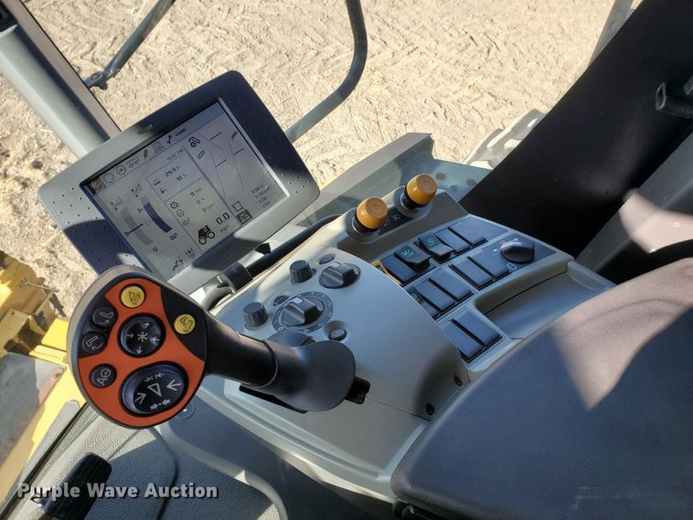 image for item DF4605 2012 Claas Lexion 730  combine