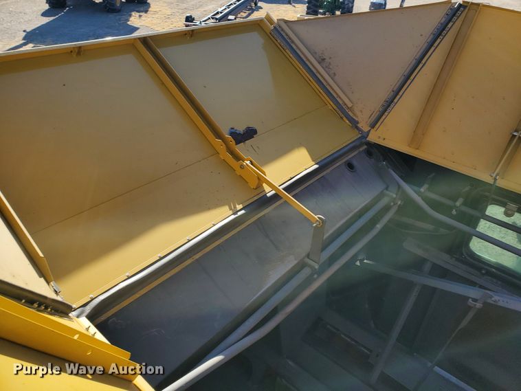 image for item DF4605 2012 Claas Lexion 730  combine