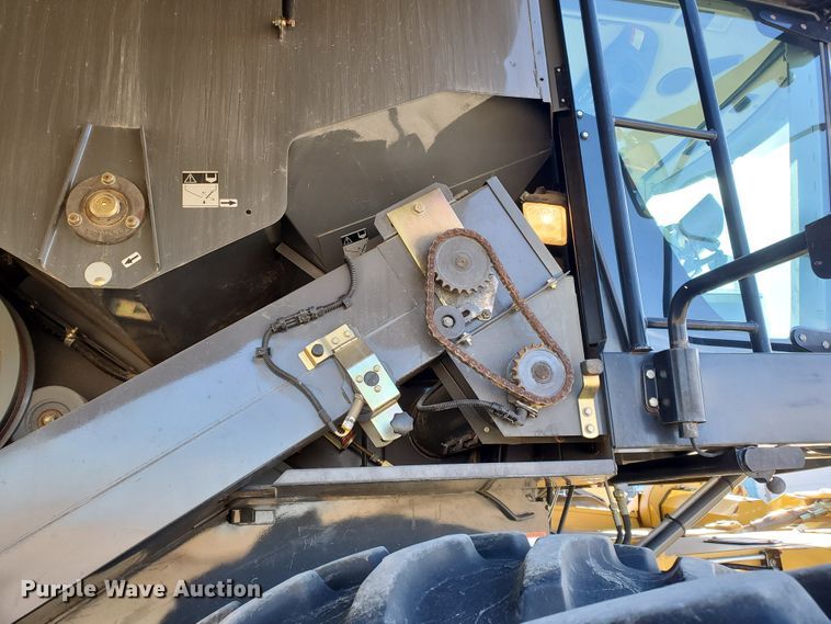 image for item DF4605 2012 Claas Lexion 730  combine