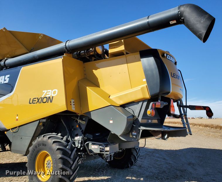 image for item DF4605 2012 Claas Lexion 730  combine