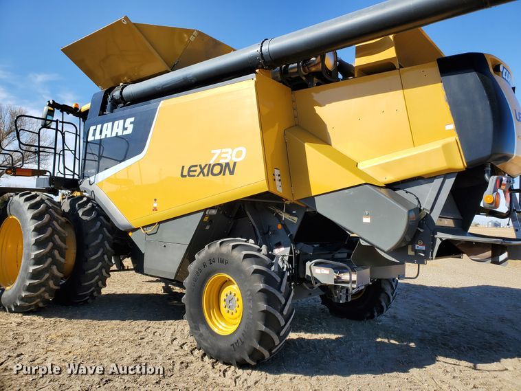 image for item DF4605 2012 Claas Lexion 730  combine