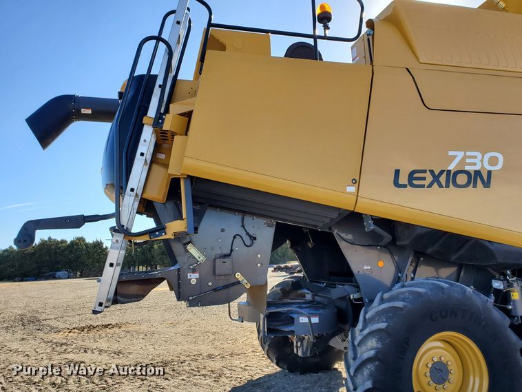 image for item DF4605 2012 Claas Lexion 730  combine