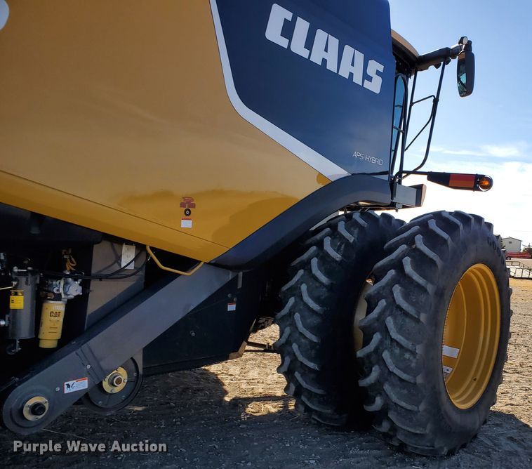 image for item DF4605 2012 Claas Lexion 730  combine