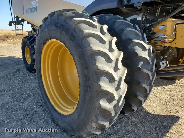 image for item DF4605 2012 Claas Lexion 730  combine