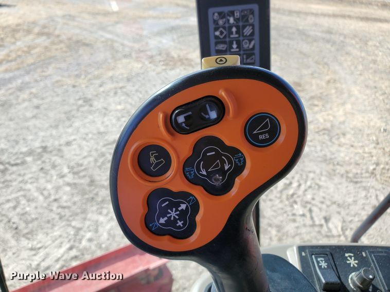 image for item DF4606 2009 Case IH 7088  combine