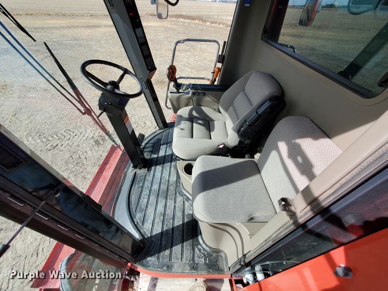 image for item DF4606 2009 Case IH 7088  combine