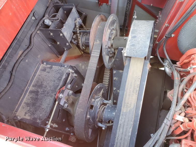 image for item DF4606 2009 Case IH 7088  combine