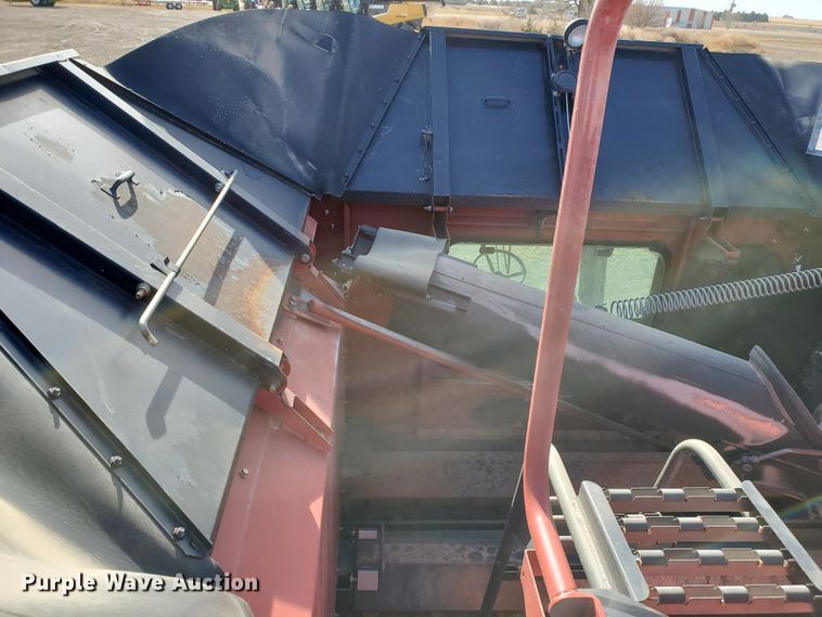 image for item DF4606 2009 Case IH 7088  combine