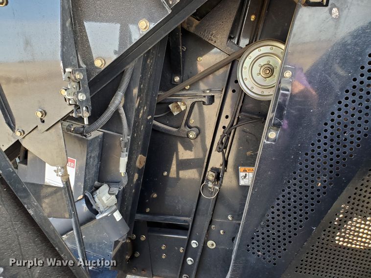 image for item DF4606 2009 Case IH 7088  combine