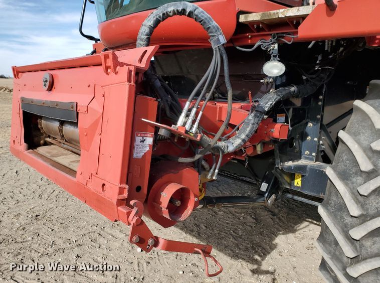 image for item DF4606 2009 Case IH 7088  combine