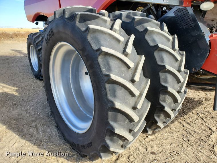 image for item DF4606 2009 Case IH 7088  combine