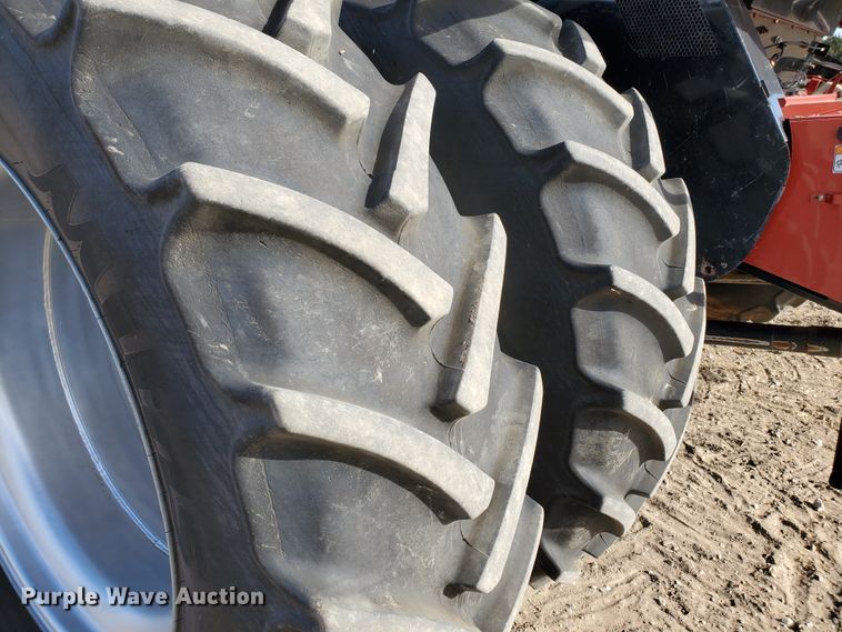 image for item DF4606 2009 Case IH 7088  combine