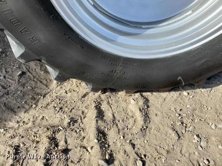 image for item DF4606 2009 Case IH 7088  combine