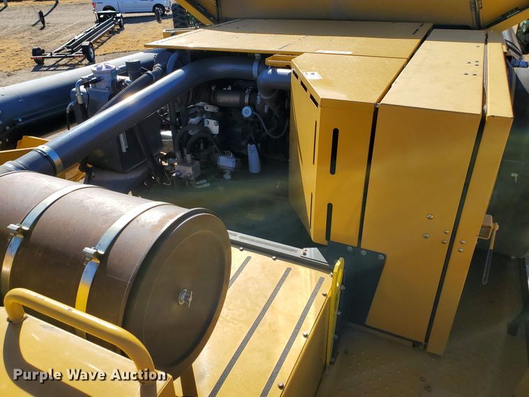 image for item DF4610 2011 Claas Lexion 740  combine