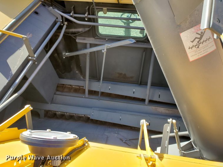 image for item DF4610 2011 Claas Lexion 740  combine