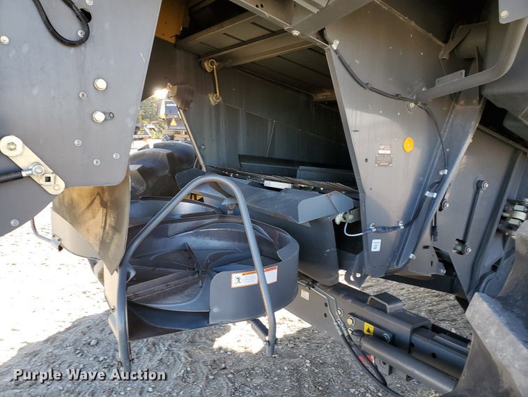 image for item DF4610 2011 Claas Lexion 740  combine