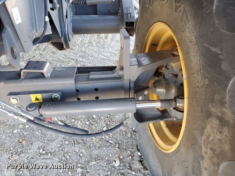 image for item DF4610 2011 Claas Lexion 740  combine