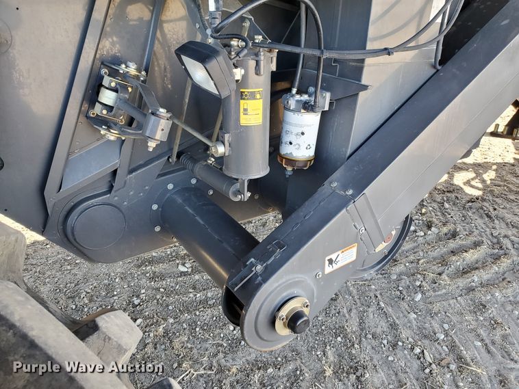 image for item DF4610 2011 Claas Lexion 740  combine