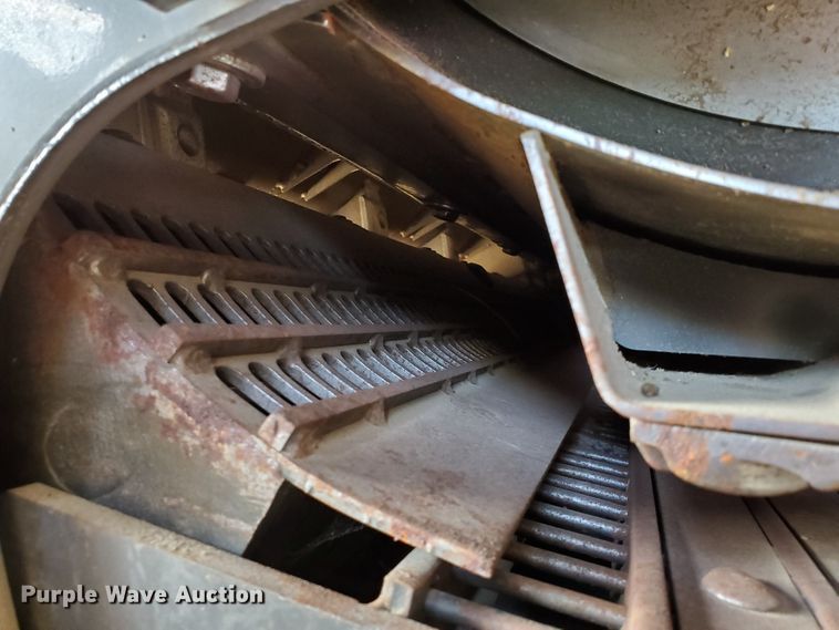 image for item DF4610 2011 Claas Lexion 740  combine